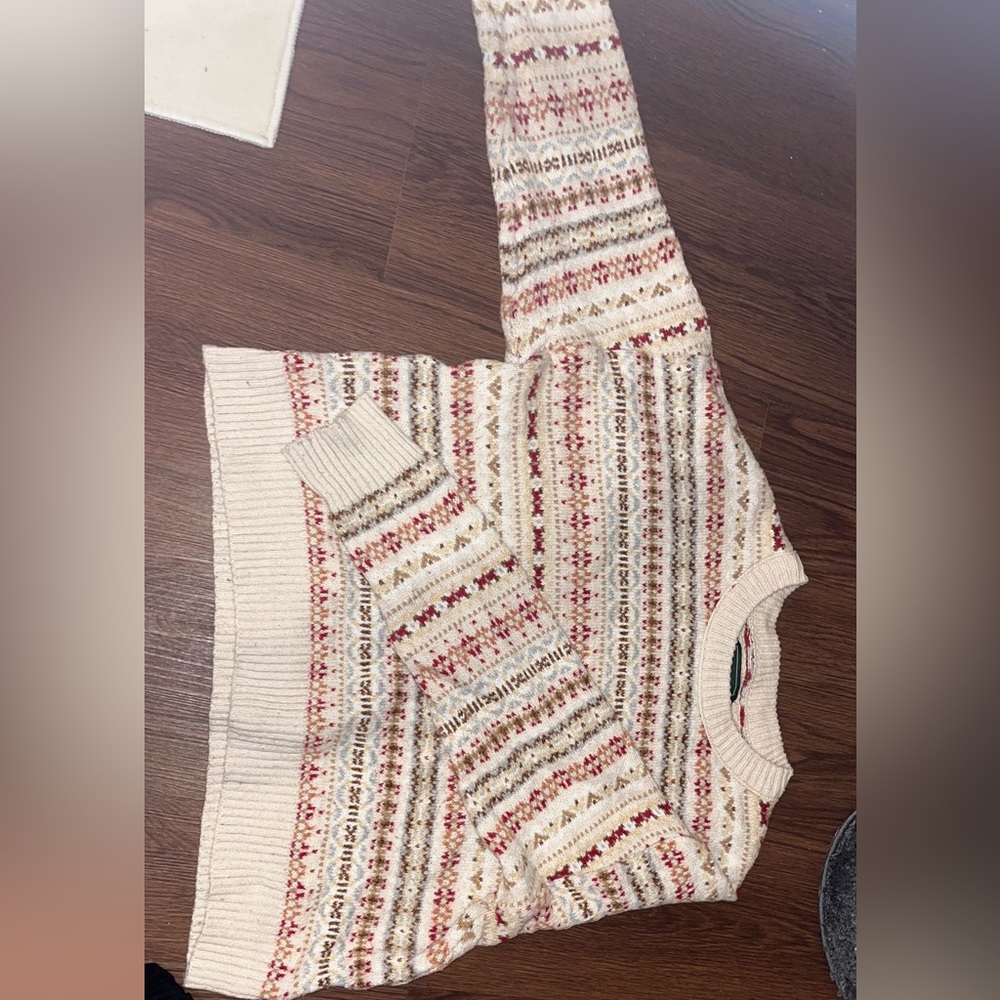 American Eagle Holiday Sweater